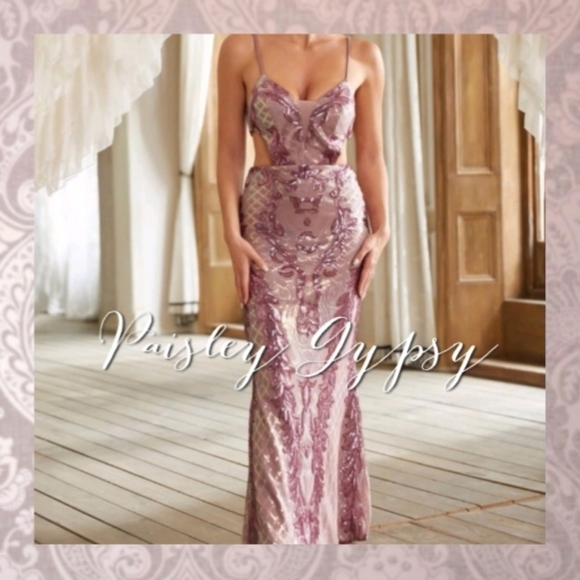 Premium Brand And Quality Special Event Maxi Dress in Blush Pink - Picture 6 of 15